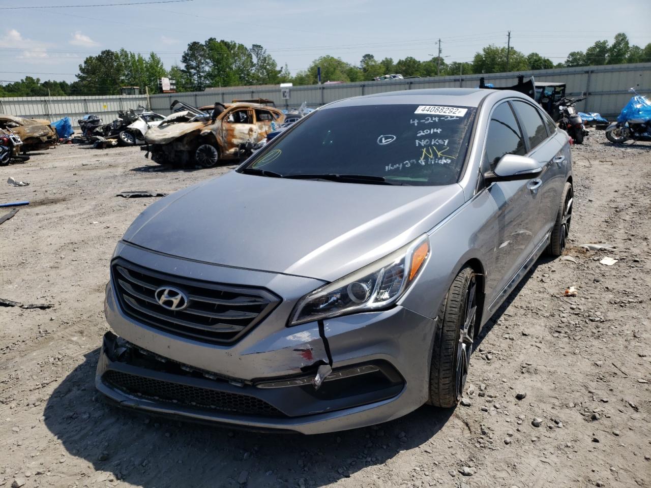 Photo 2 from auction – 2016 HYUNDAI SONATA SPO with VIN 5NPE34AF2GH400856