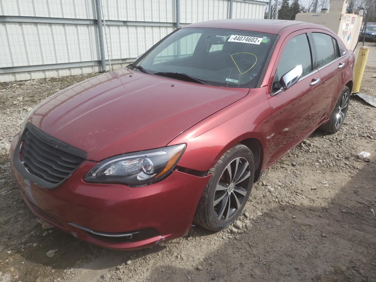 Photo 2 from auction – 2012 CHRYSLER 200 S with VIN 1C3CCBHG3CN236901