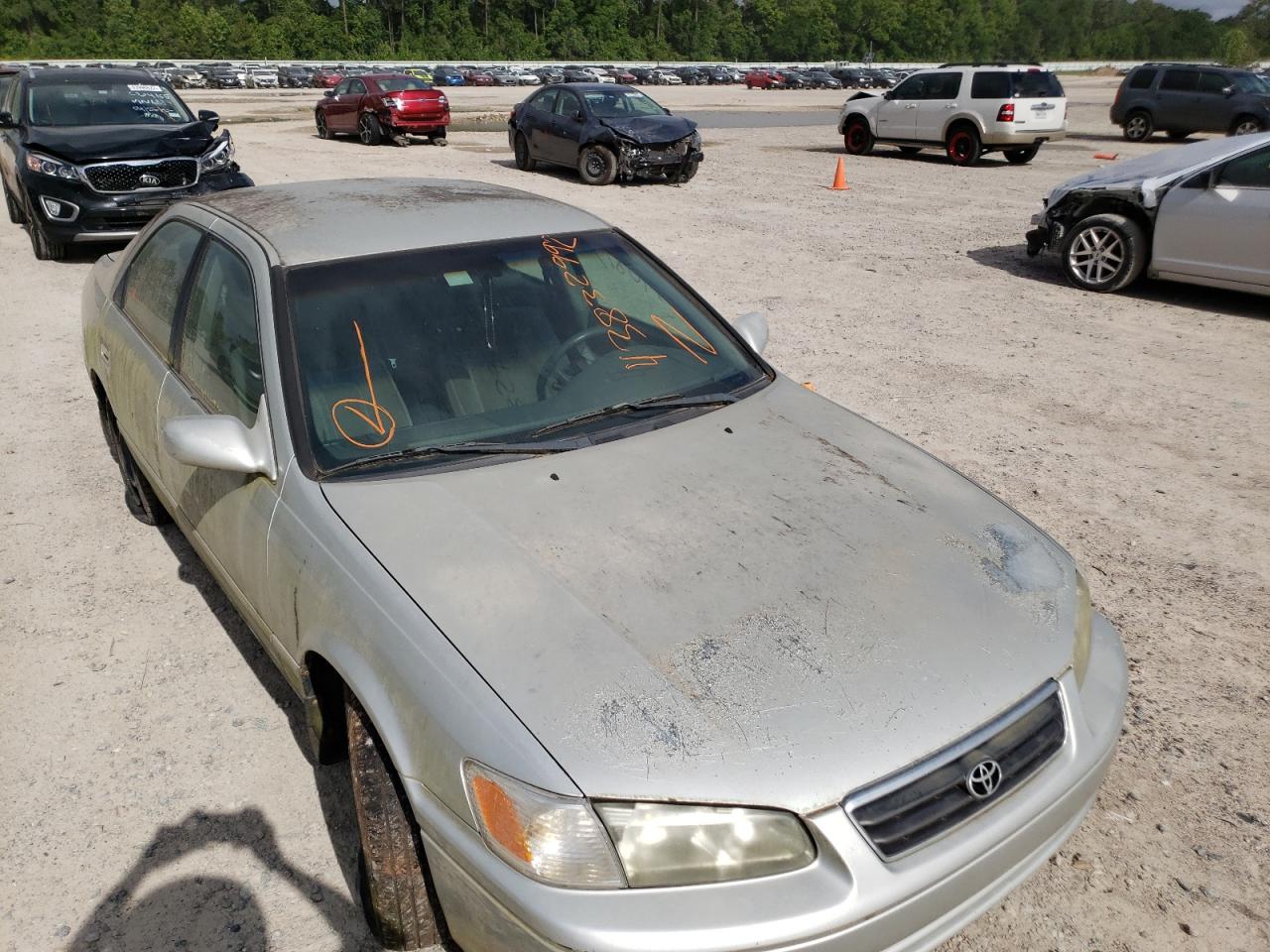 Photo 9 from auction – 2001 TOYOTA CAMRY CE with VIN 4T1BG22K31U119407