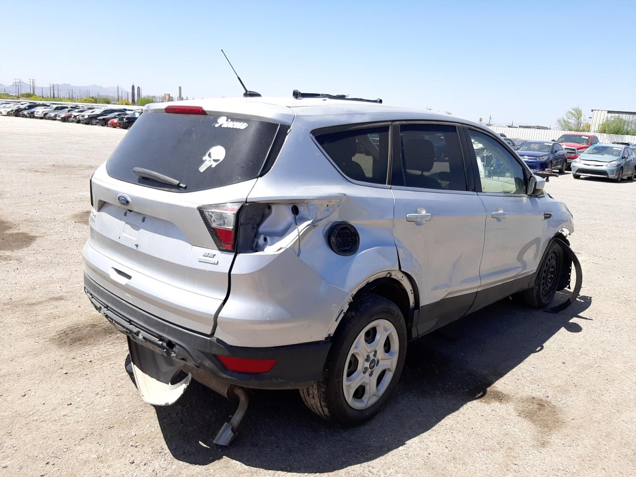 Photo 4 from auction – 2017 FORD ESCAPE SE with VIN 1FMCU0GDXHUE38910
