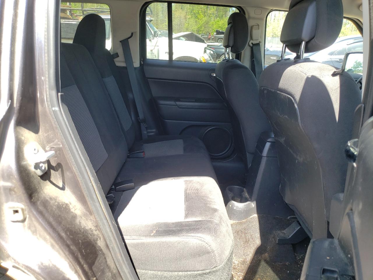 Photo 6 from auction – 2016 JEEP PATRIOT SP with VIN 1C4NJPBB1GD550787