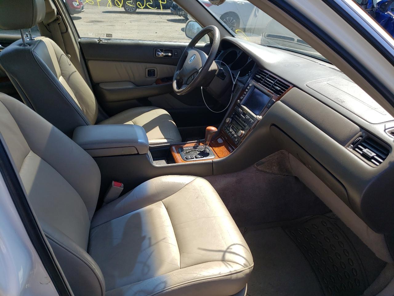Photo 5 from auction – 2004 ACURA 3.5RL with VIN JH4KA96644C002925