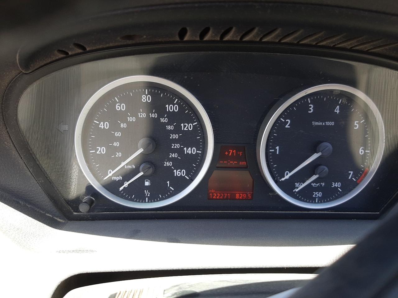Photo 8 from auction – 2004 BMW 645 CI AUT with VIN WBAEK73444B320727