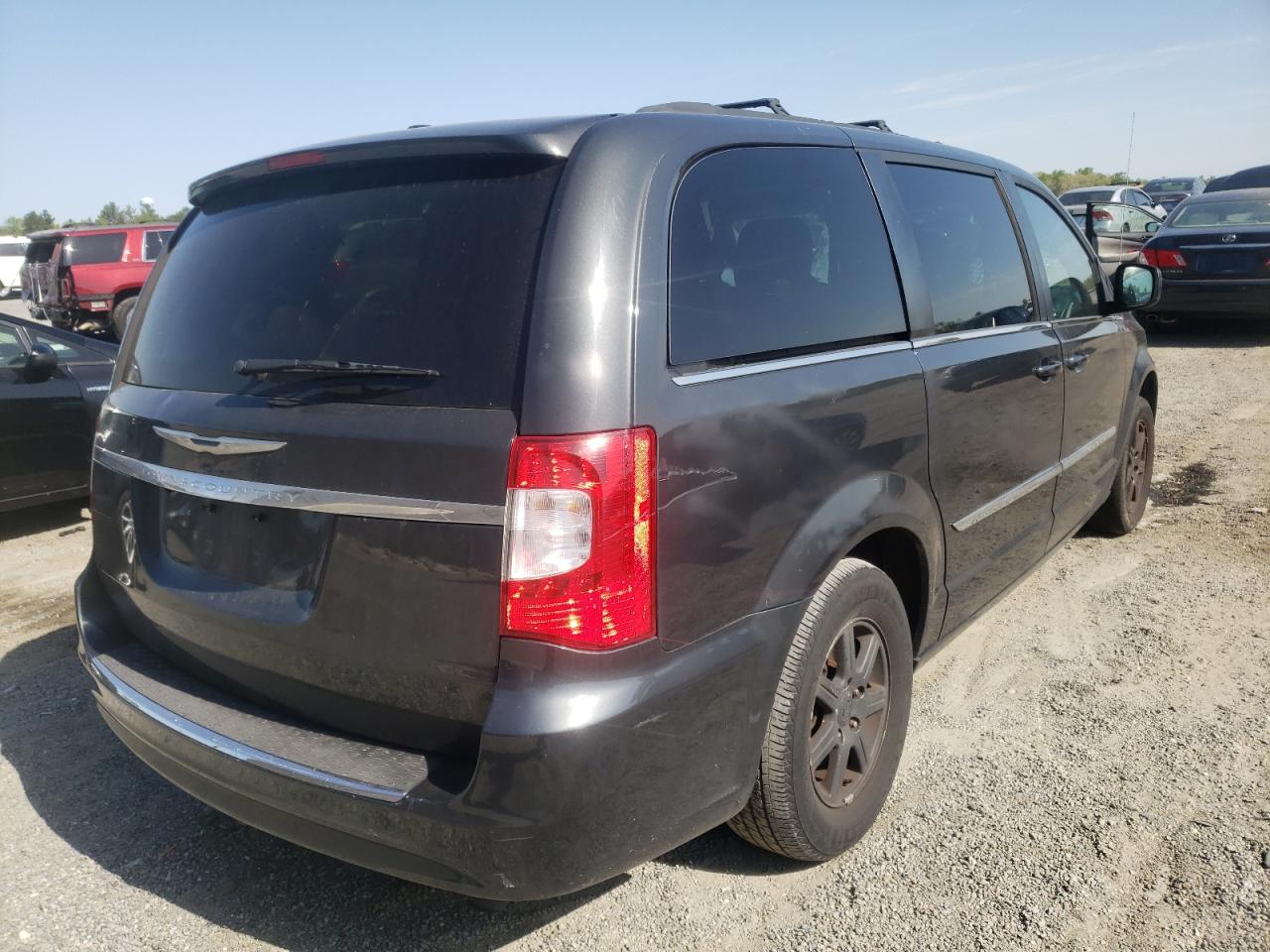 Photo 4 from auction – 2012 CHRYSLER TOWN & COU with VIN 2C4RC1BG5CR260676