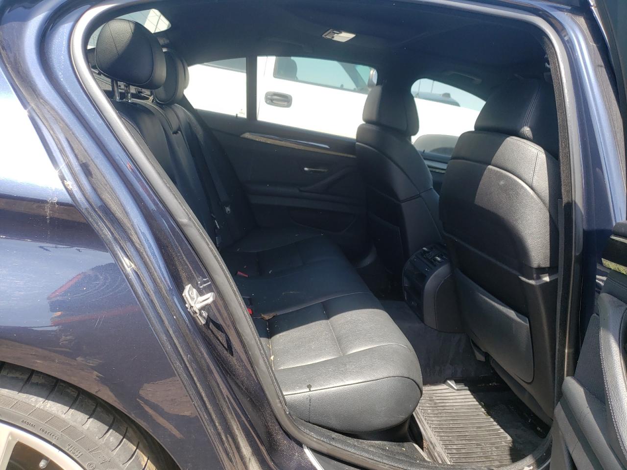 Photo 6 from auction – 2011 BMW 535 XI with VIN WBAFU7C54BC877345