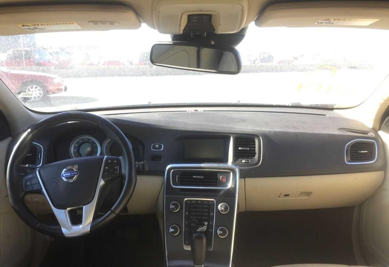 Photo 9 from auction – 2012 VOLVO S60 T5 with VIN YV1622FSXC2105866