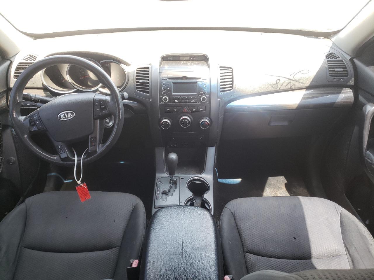 Photo 9 from auction – 2012 KIA SORENTO BA with VIN 5XYKT3A62CG209694