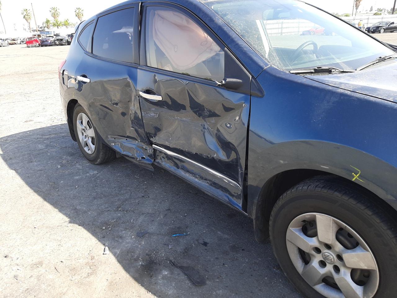 Photo 9 from auction – 2013 NISSAN ROGUE S with VIN JN8AS5MT2DW508025