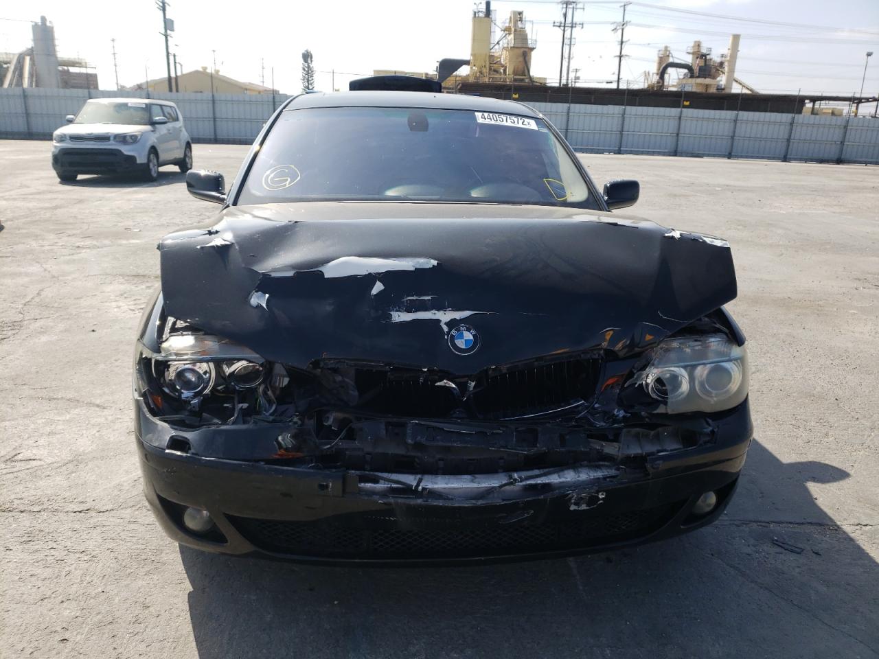 Photo 9 from auction – 2007 BMW 750 with VIN WBAHN83527DT73115