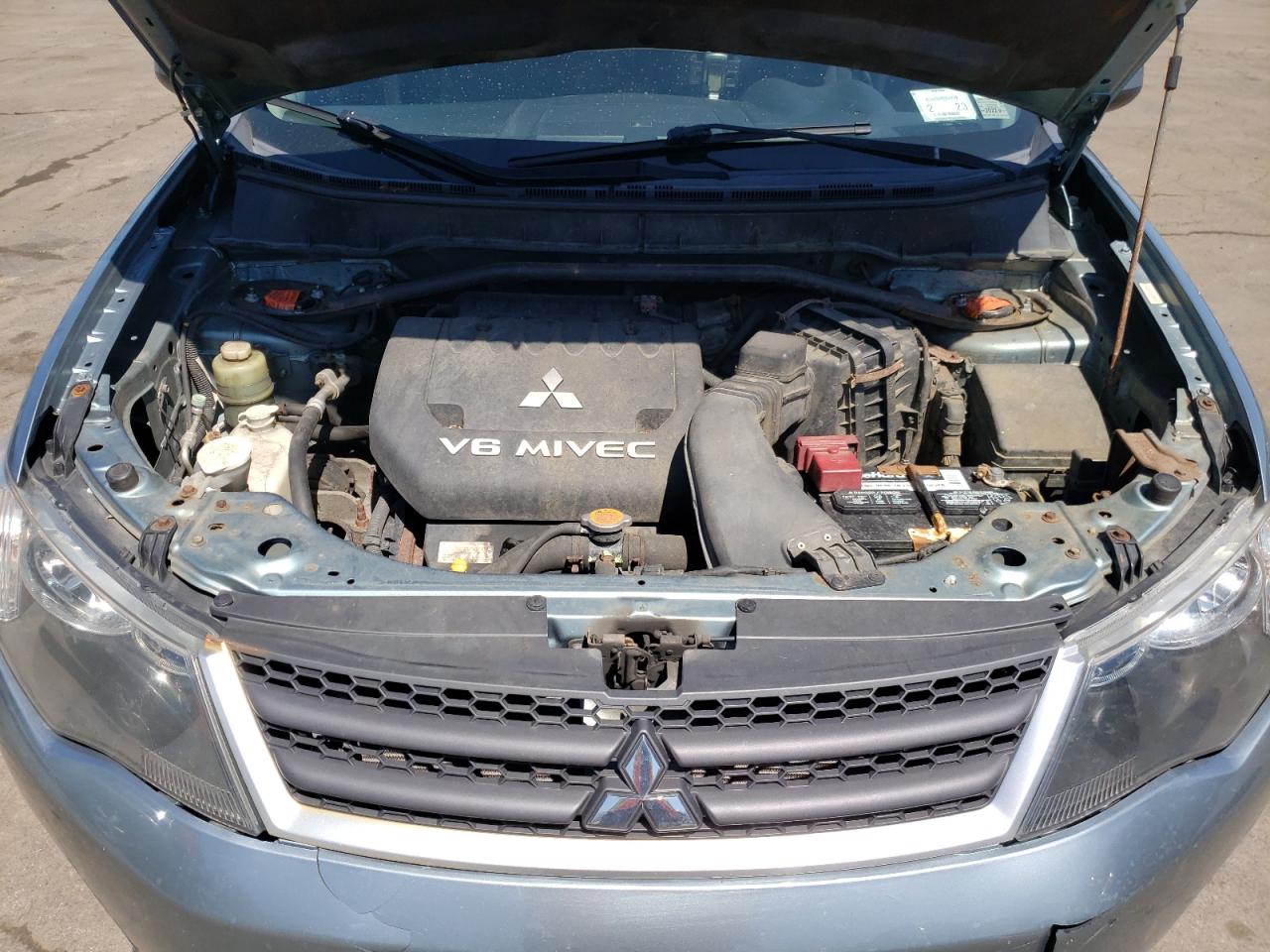 Photo 7 from auction – 2007 MITSUBISHI OUTLANDER with VIN JA4MT41X97U007165