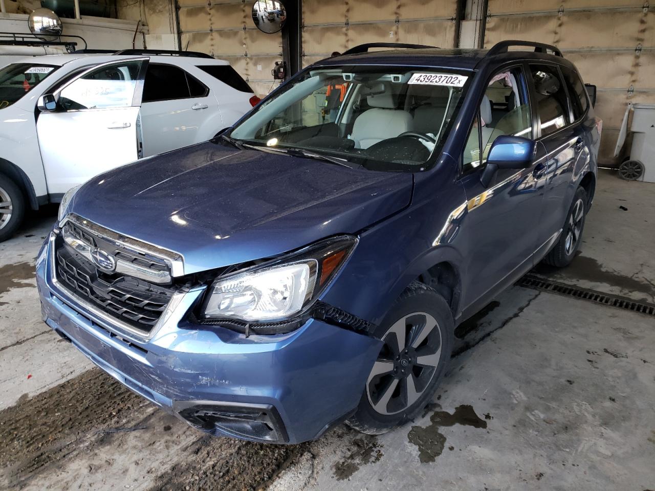 Photo 2 from auction – 2017 SUBARU FORESTER 2 with VIN JF2SJAGCXHH503903