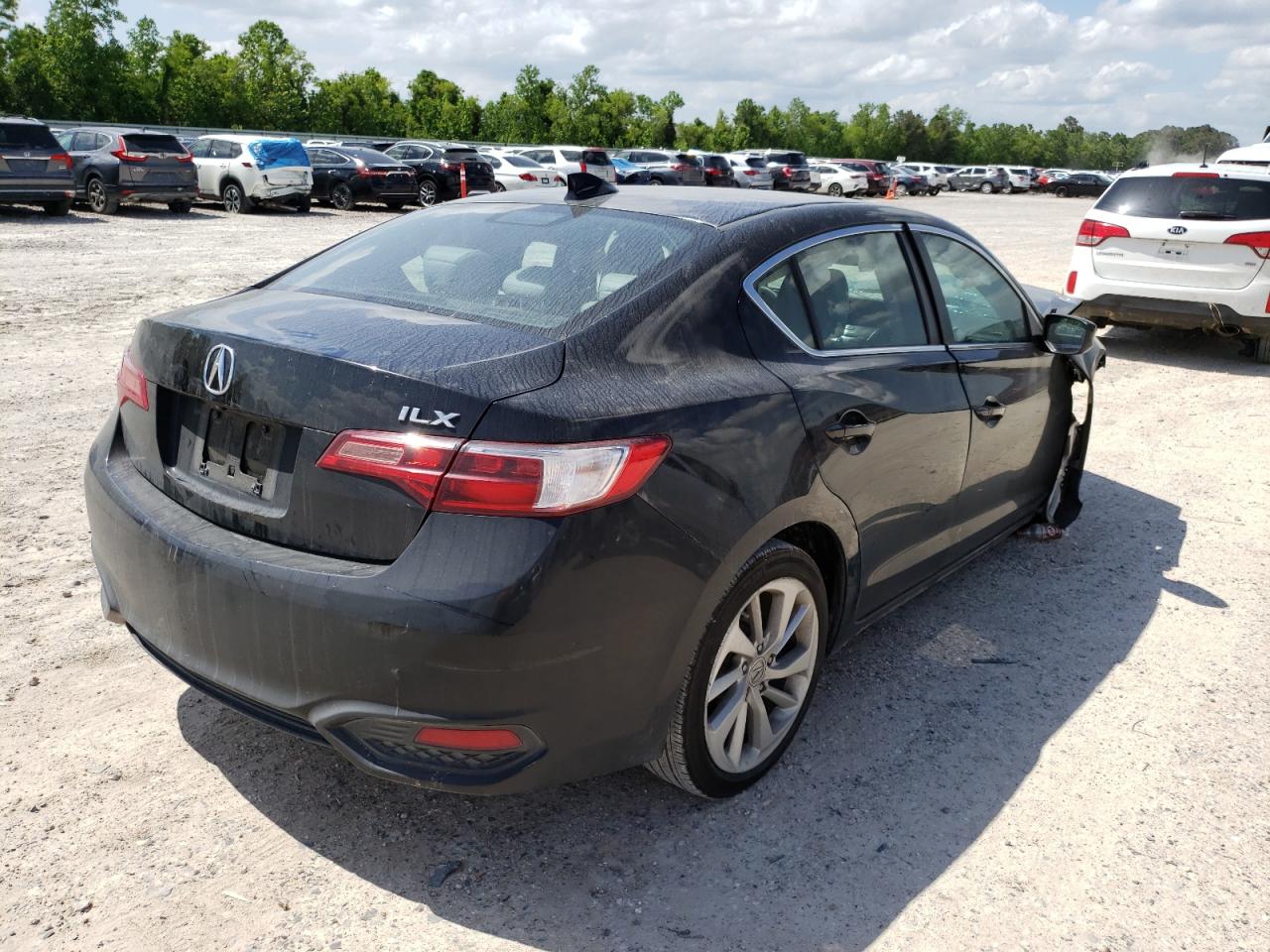 Photo 4 from auction – 2018 ACURA ILX BASE W with VIN 19UDE2F37JA007184
