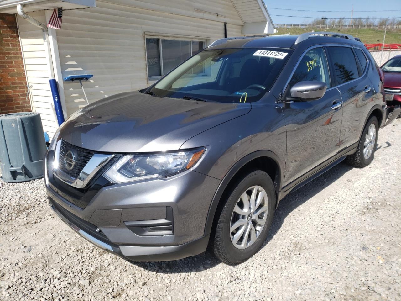 Photo 2 from auction – 2019 NISSAN ROGUE S with VIN KNMAT2MV2KP547214