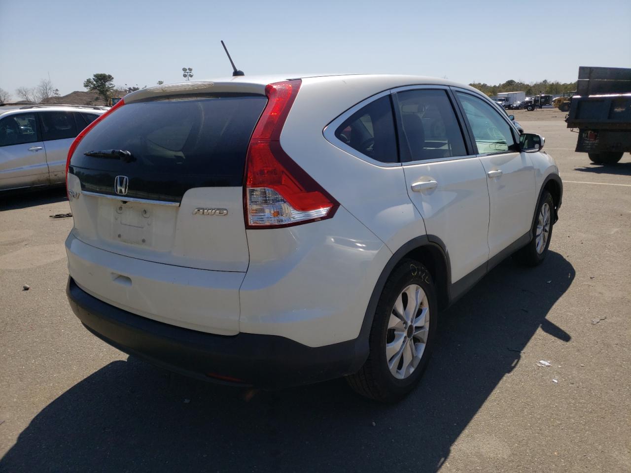 Photo 4 from auction – 2014 HONDA CR-V EX with VIN 5J6RM4H54EL034798