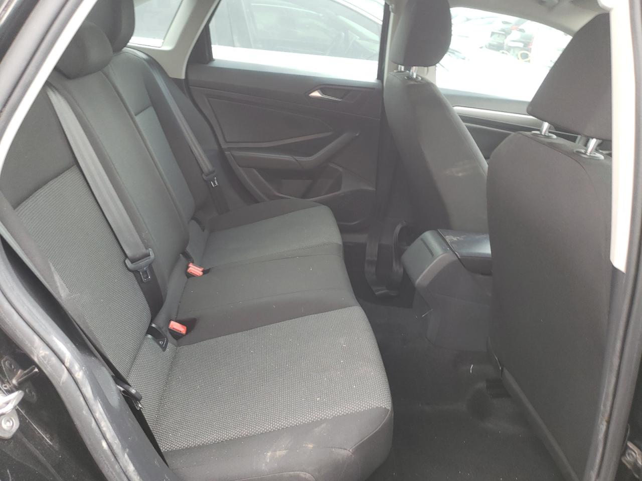 Photo 6 from auction – 2019 VOLKSWAGEN JETTA S with VIN 3VWC57BU2KM021324