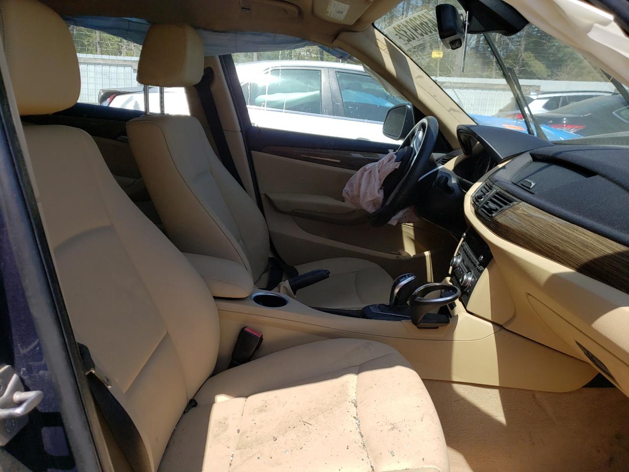 Photo 5 from auction – 2014 BMW X1 SDRIVE2 with VIN WBAVM1C52EVW54707