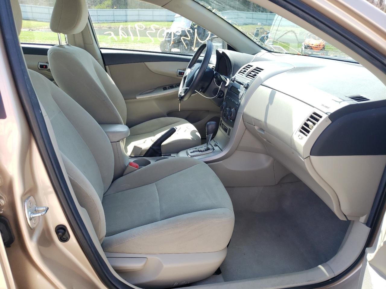 Photo 5 from auction – 2011 TOYOTA COROLLA BA with VIN 2T1BU4EE2BC648165