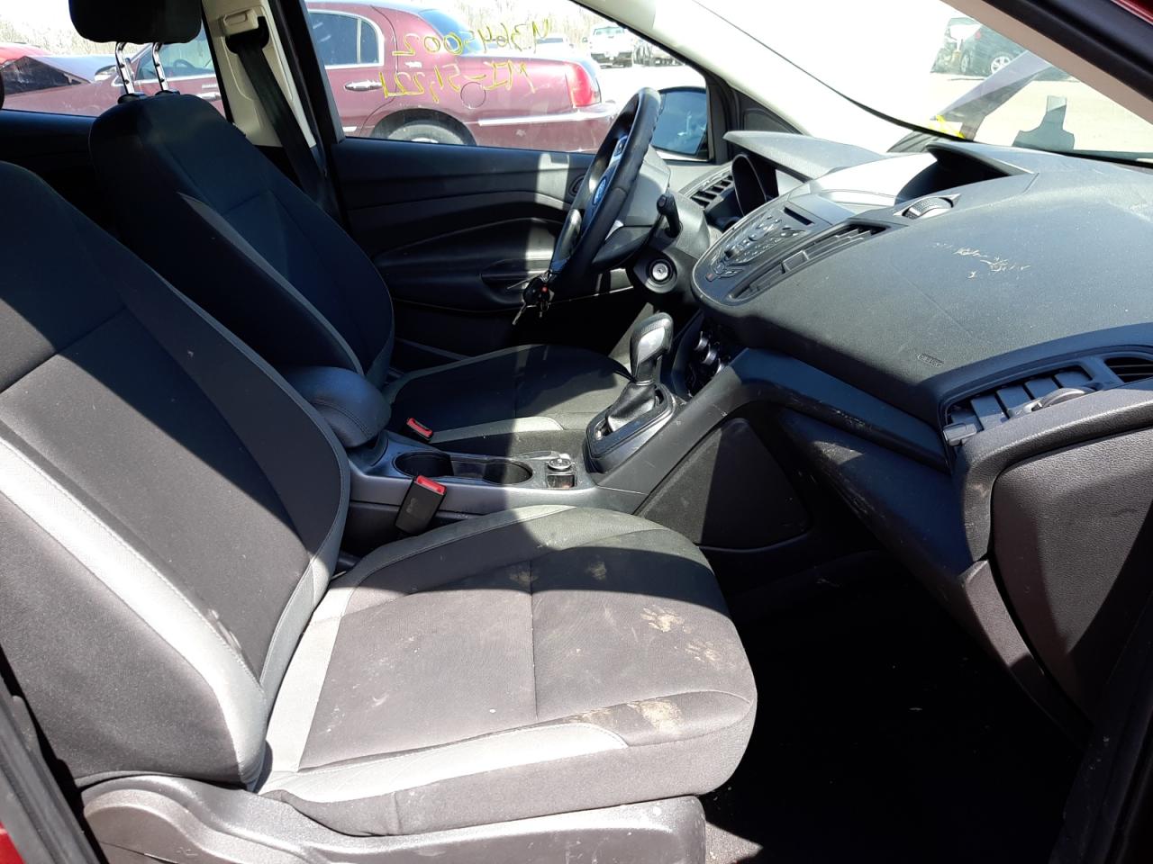 Photo 5 from auction – 2016 FORD ESCAPE S with VIN 1FMCU0F7XGUB94525