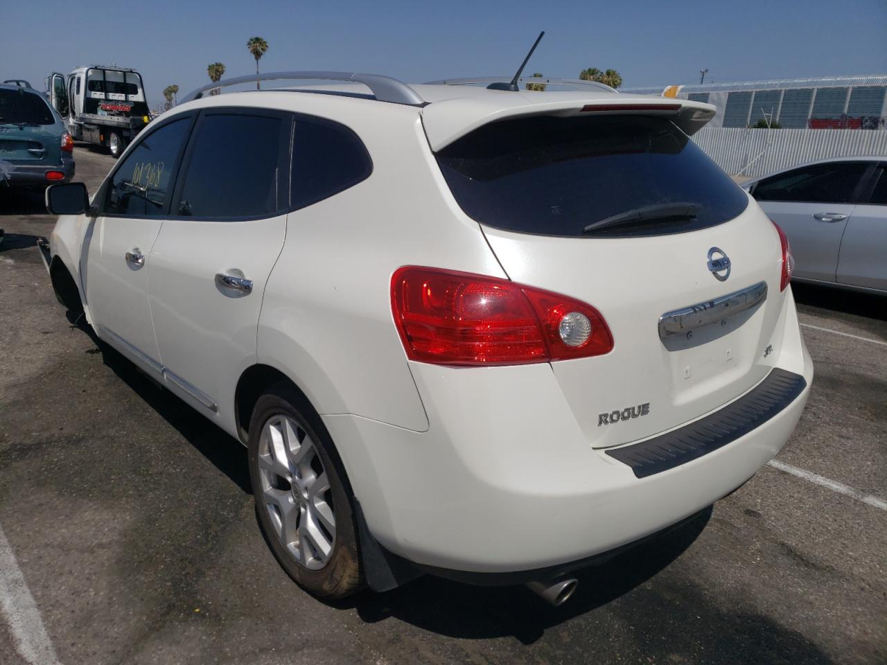 Photo 3 from auction – 2012 NISSAN ROGUE S with VIN JN8AS5MT3CW290577