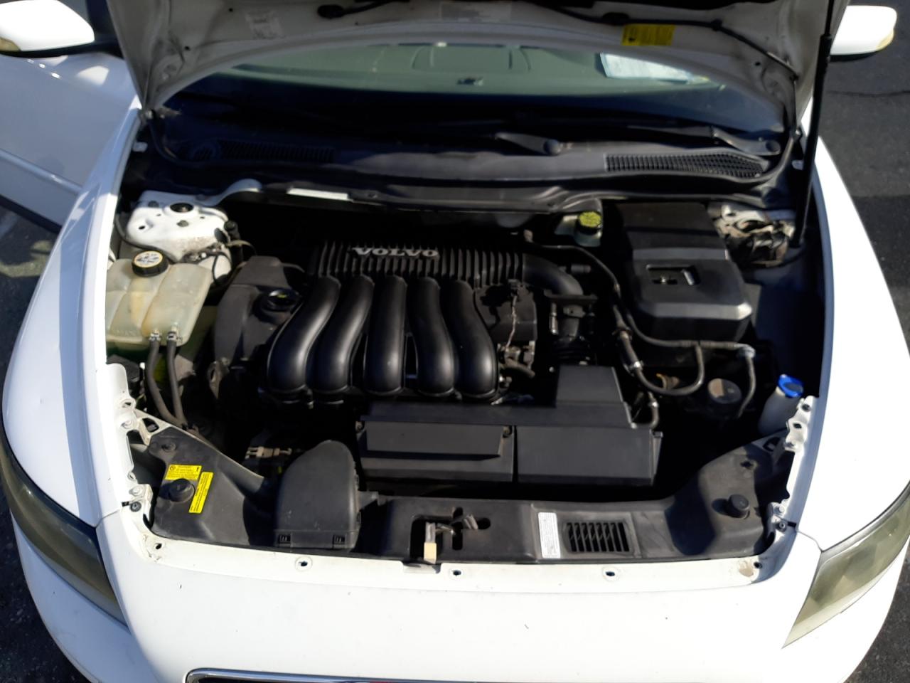 Photo 7 from auction – 2005 VOLVO S40 2.4I with VIN YV1MS390952115556