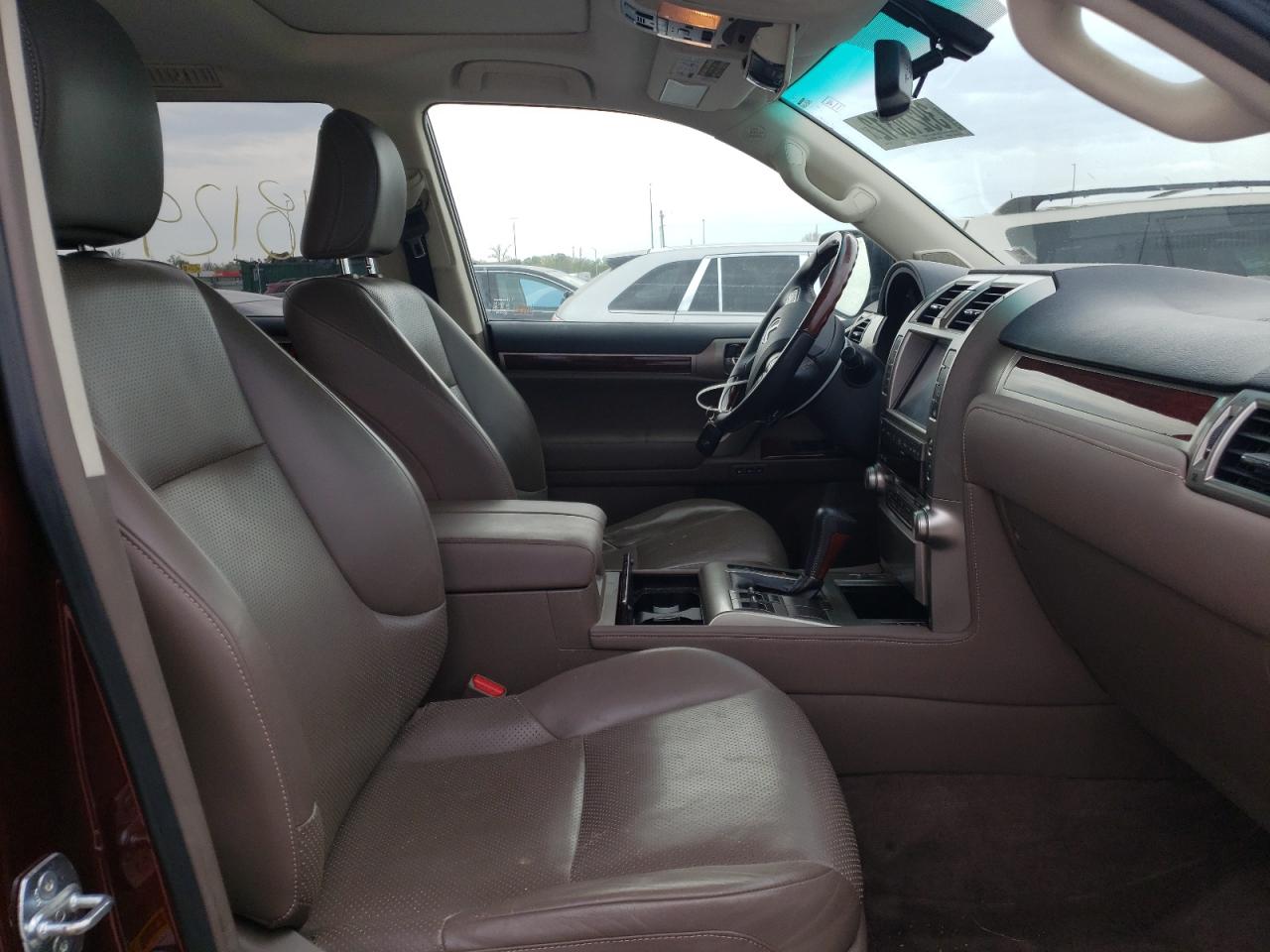 Photo 5 from auction – 2010 LEXUS GX 460 with VIN JTJBM7FX4A5004600