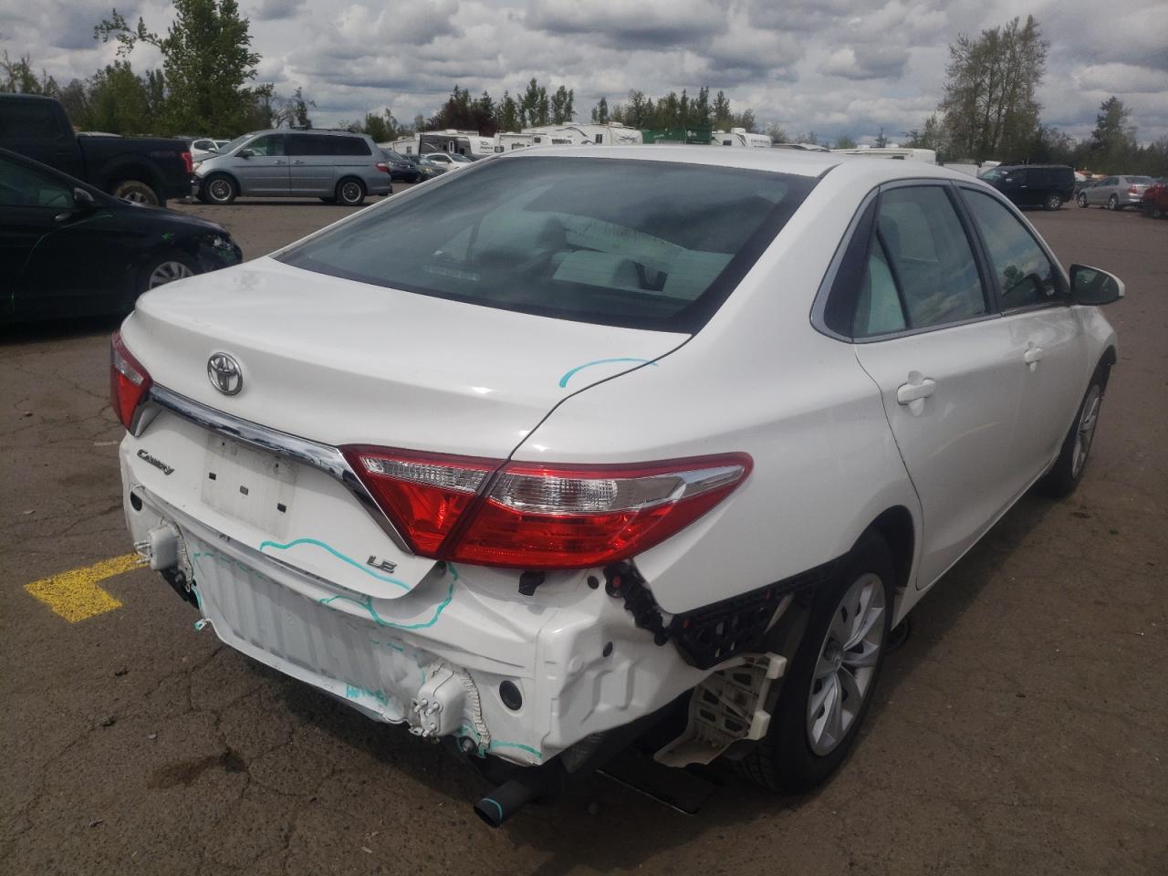 Photo 4 from auction – 2015 TOYOTA CAMRY LE with VIN 4T1BF1FK4FU111797