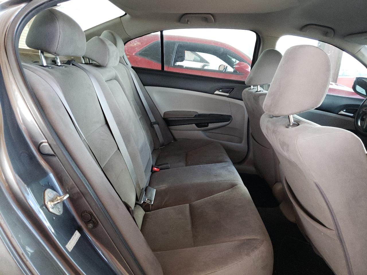 Photo 6 from auction – 2011 HONDA ACCORD LX with VIN 1HGCP2F31BA077416
