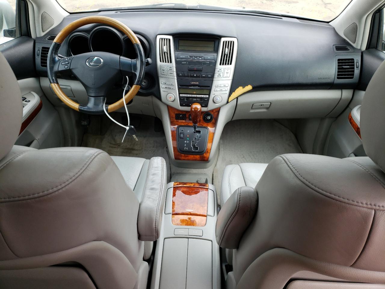 Photo 9 from auction – 2005 LEXUS RX 330 with VIN 2T2HA31U35C061547
