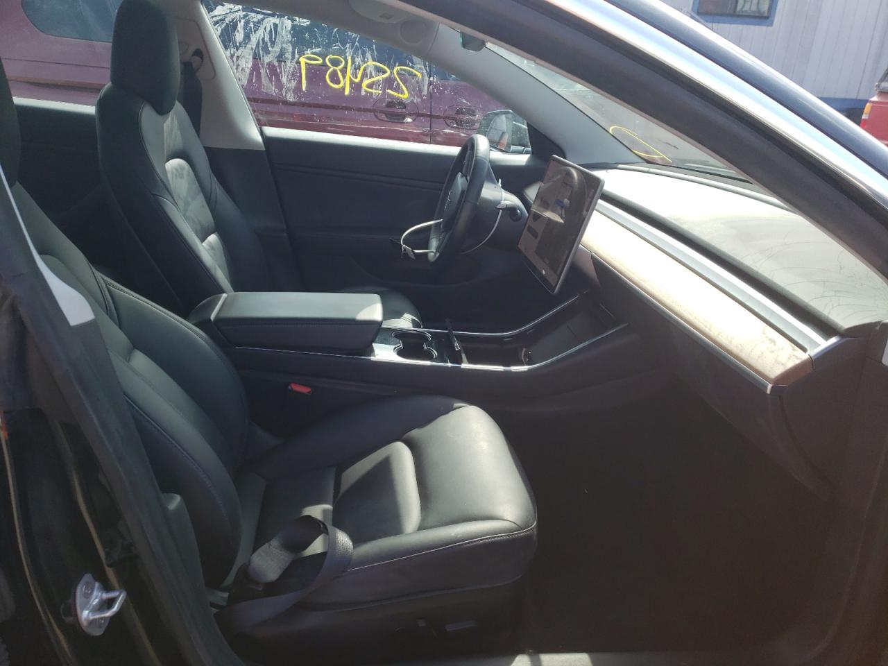 Photo 5 from auction – 2018 TESLA MODEL 3 with VIN 5YJ3E1EA7JF173409