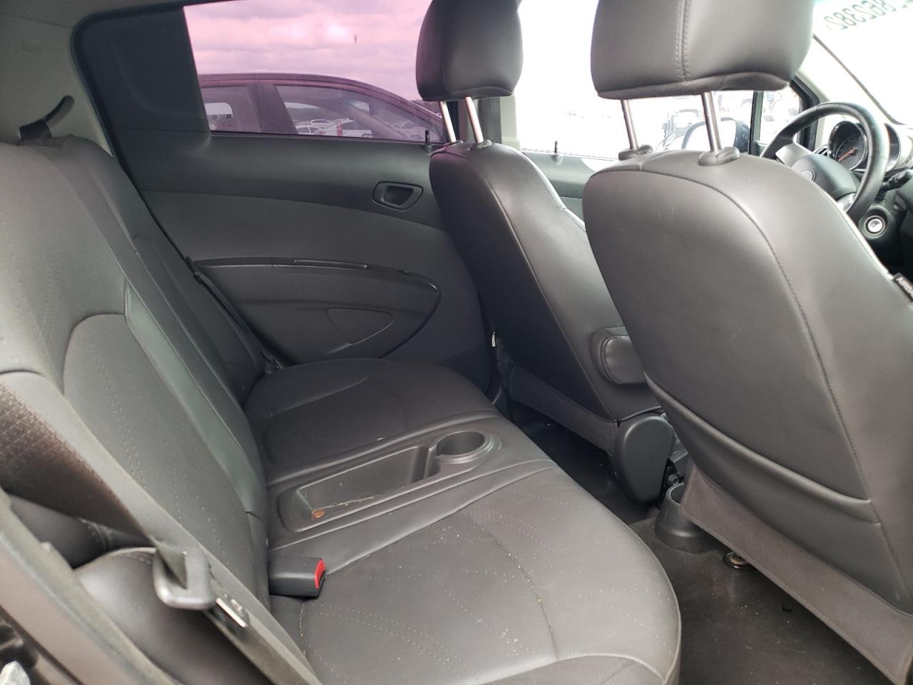 Photo 6 from auction – 2015 CHEVROLET SPARK 2LT with VIN KL8CF6S91FC786479