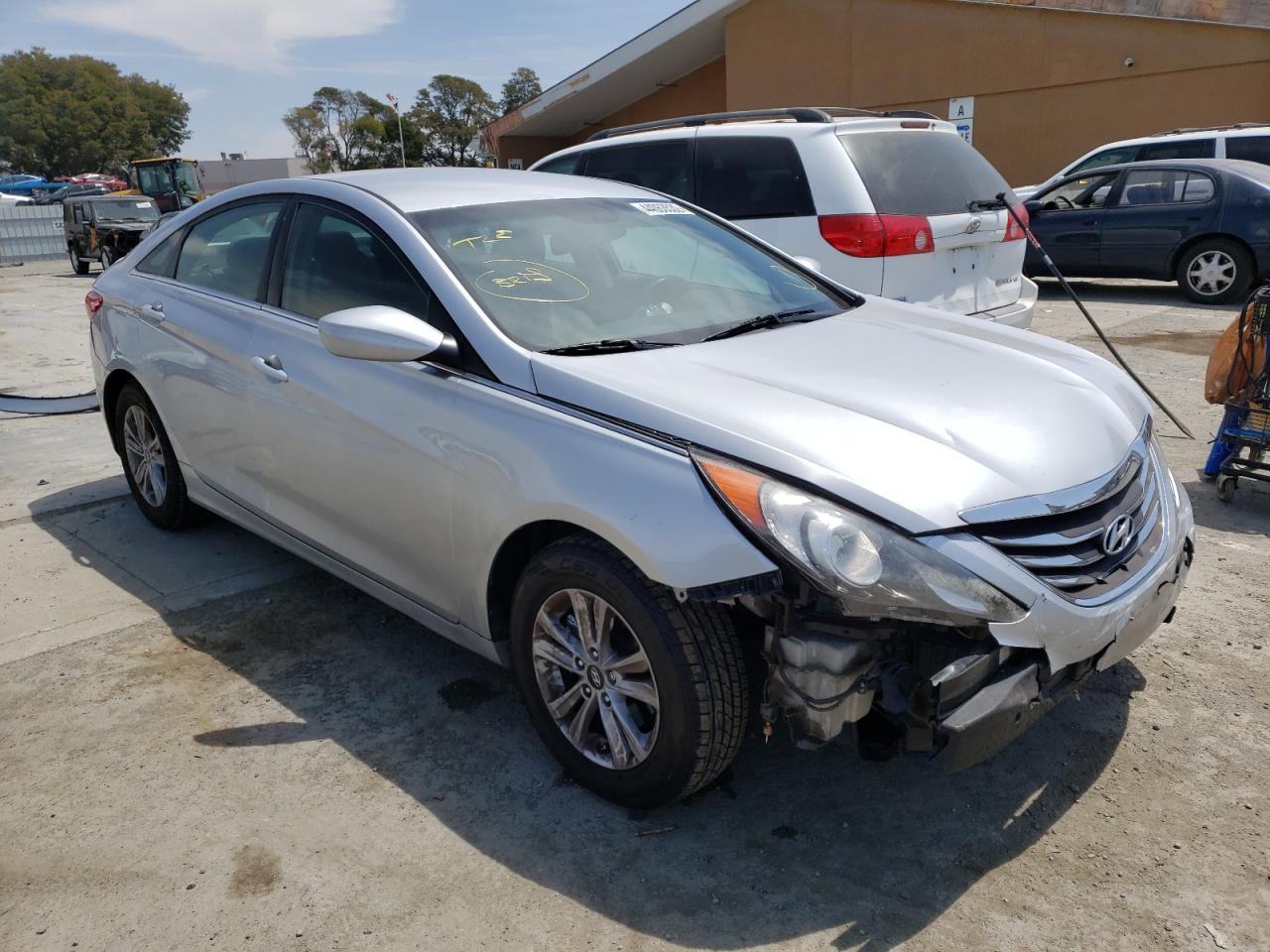 HYUNDAI SONATA GLS 2013 with VIN 5NPEB4AC4DH650054 - Photo from auction