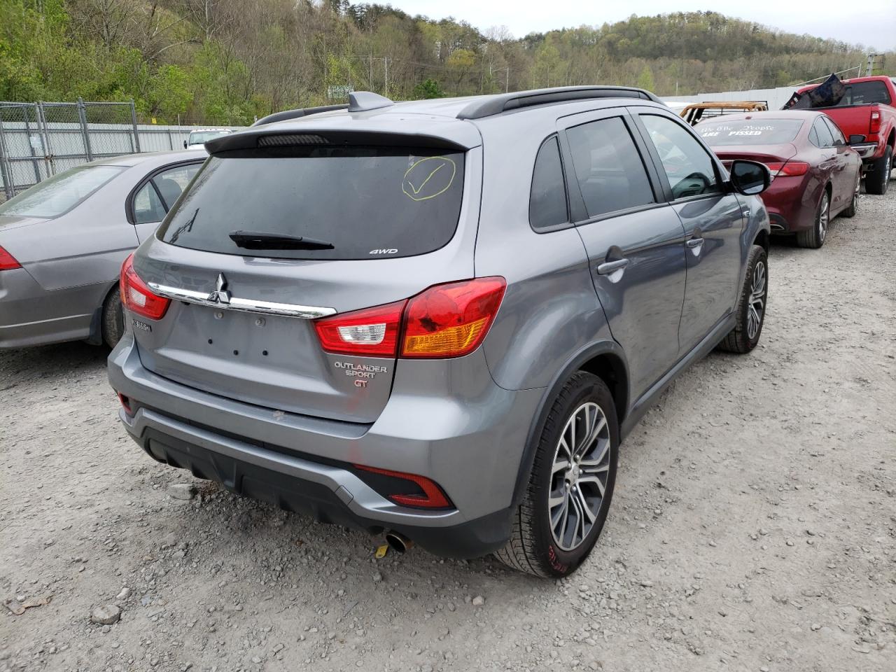 Photo 4 from auction – 2019 MITSUBISHI OUTLANDER with VIN JA4AR4AWXKU028690