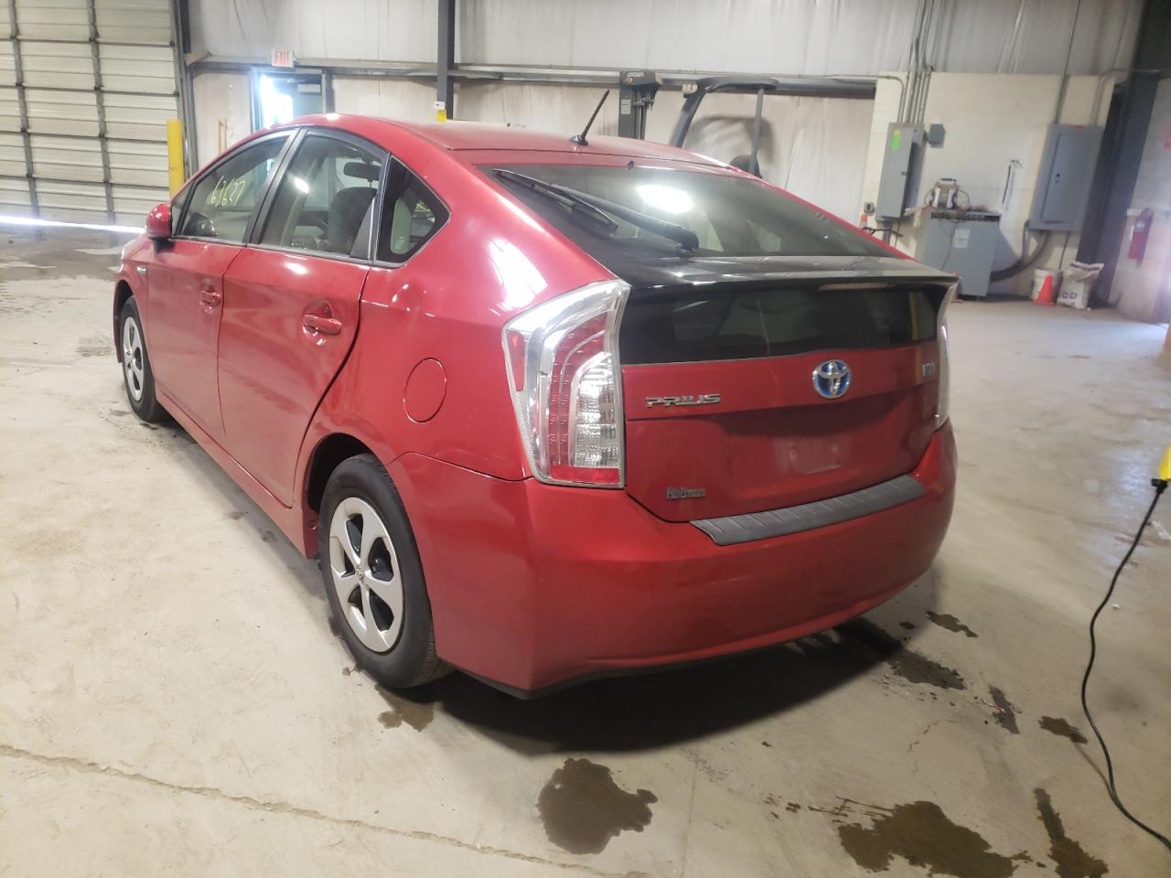 Photo 3 from auction – 2014 TOYOTA PRIUS with VIN JTDKN3DU4E1742153