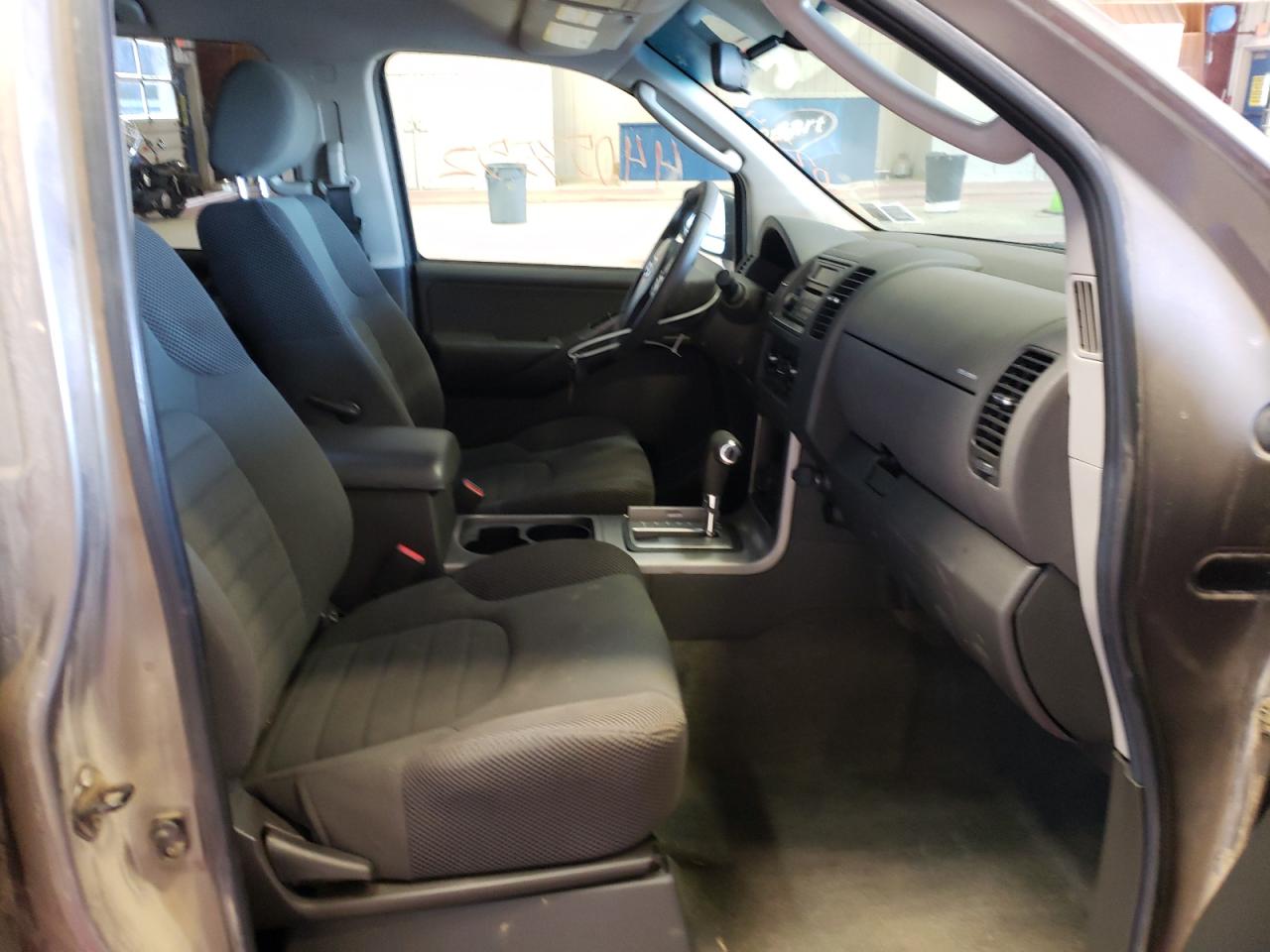Photo 5 from auction – 2006 NISSAN PATHFINDER with VIN 5N1AR18W06C662236