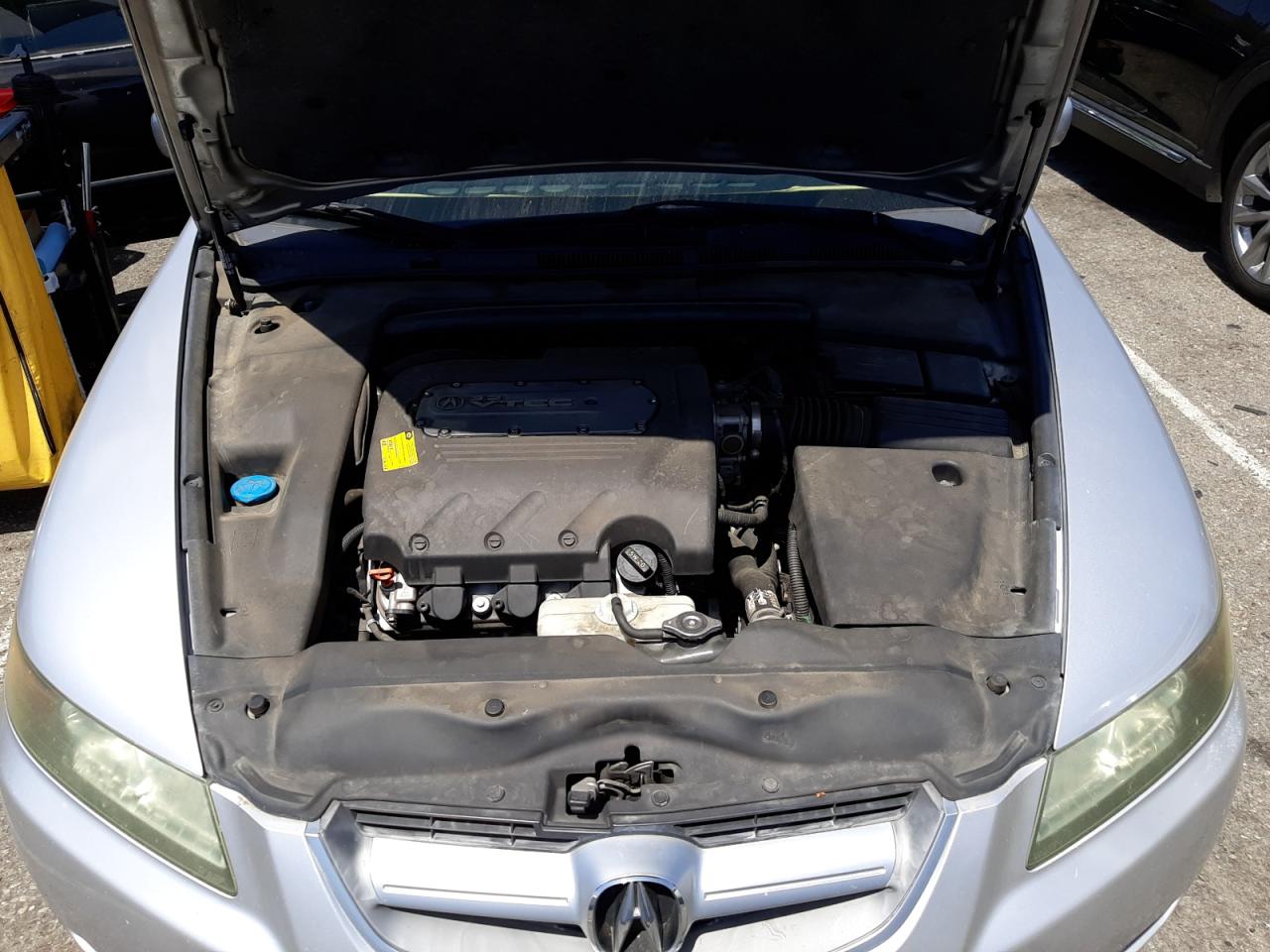 Photo 7 from auction – 2004 ACURA TL with VIN 19UUA66294A042954
