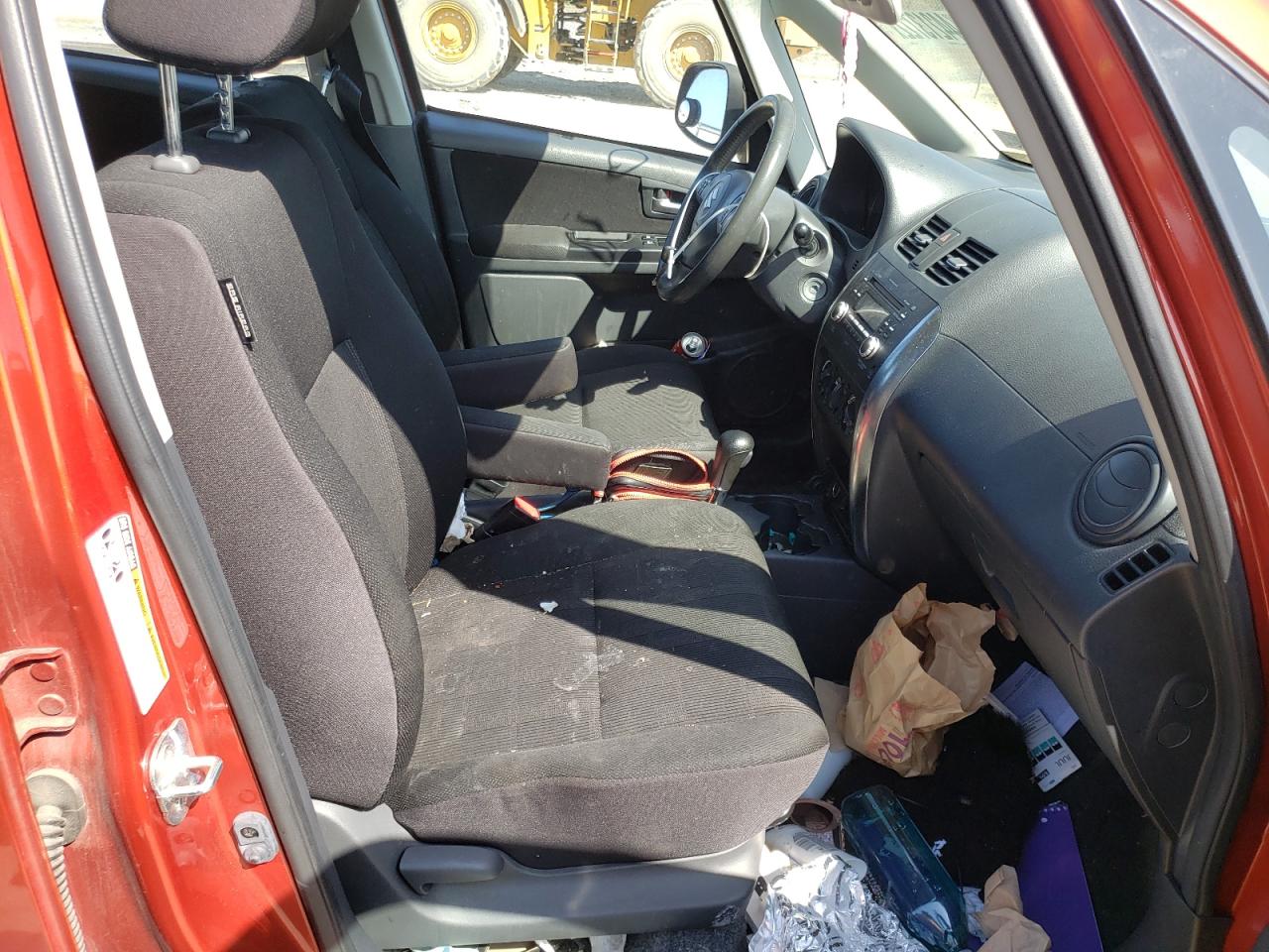 Photo 5 from auction – 2011 SUZUKI SX4 with VIN JS2YB5A36B6302689