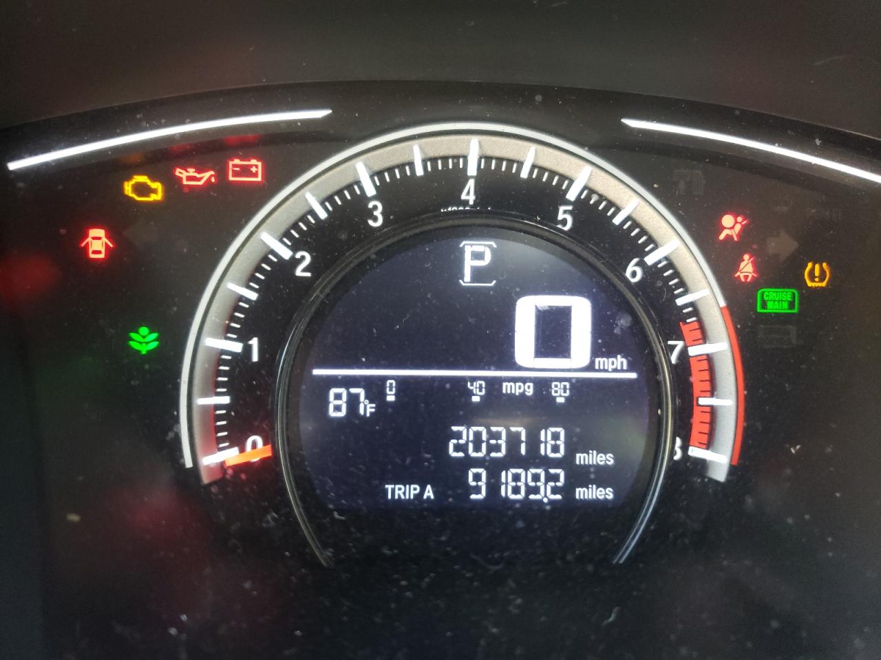 Photo 8 from auction – 2017 HONDA CIVIC LX with VIN 19XFC2F56HE027948