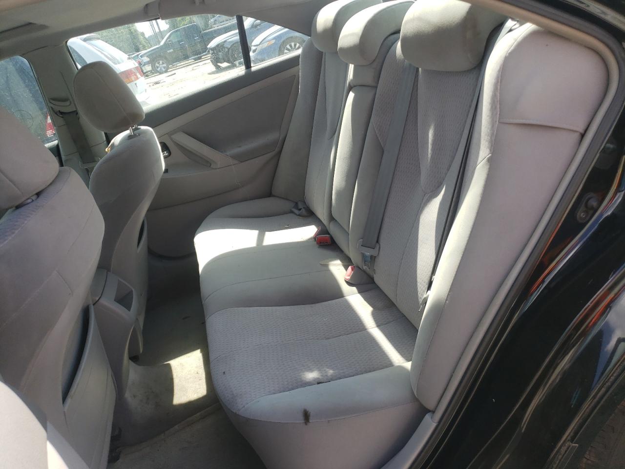 Photo 6 from auction – 2010 TOYOTA CAMRY BASE with VIN 4T1BF3EK5AU040311