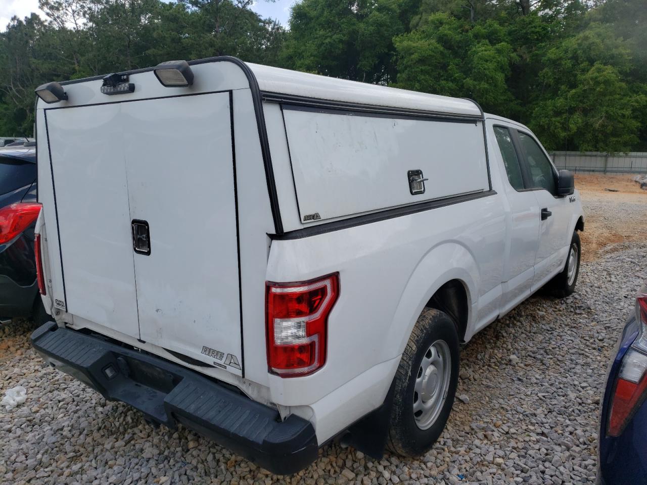 Photo 4 from auction – 2018 FORD F150 SUPER with VIN 1FTEX1CB8JKF06167