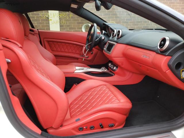 Photo 5 from auction – 2014 FERRARI CALIFORNIA with VIN ZFF65TJA9E0200291