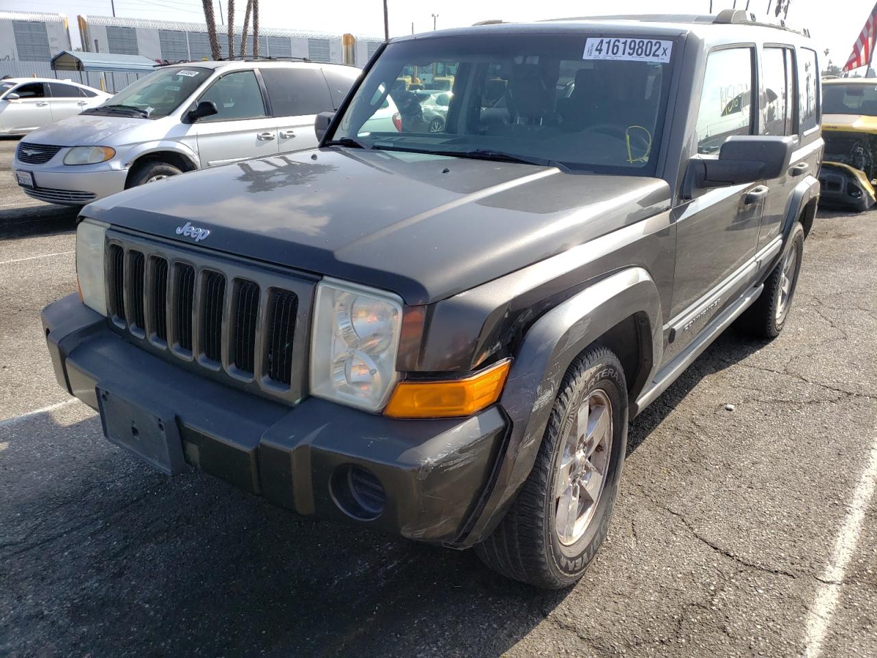 Photo 2 from auction – 2006 JEEP COMMANDER with VIN 1J8HH48K66C339905