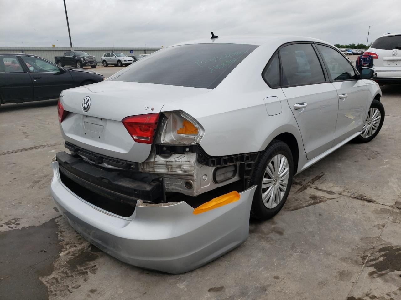 Photo 4 from auction – 2014 VOLKSWAGEN PASSAT S with VIN 1VWAS7A37EC118842