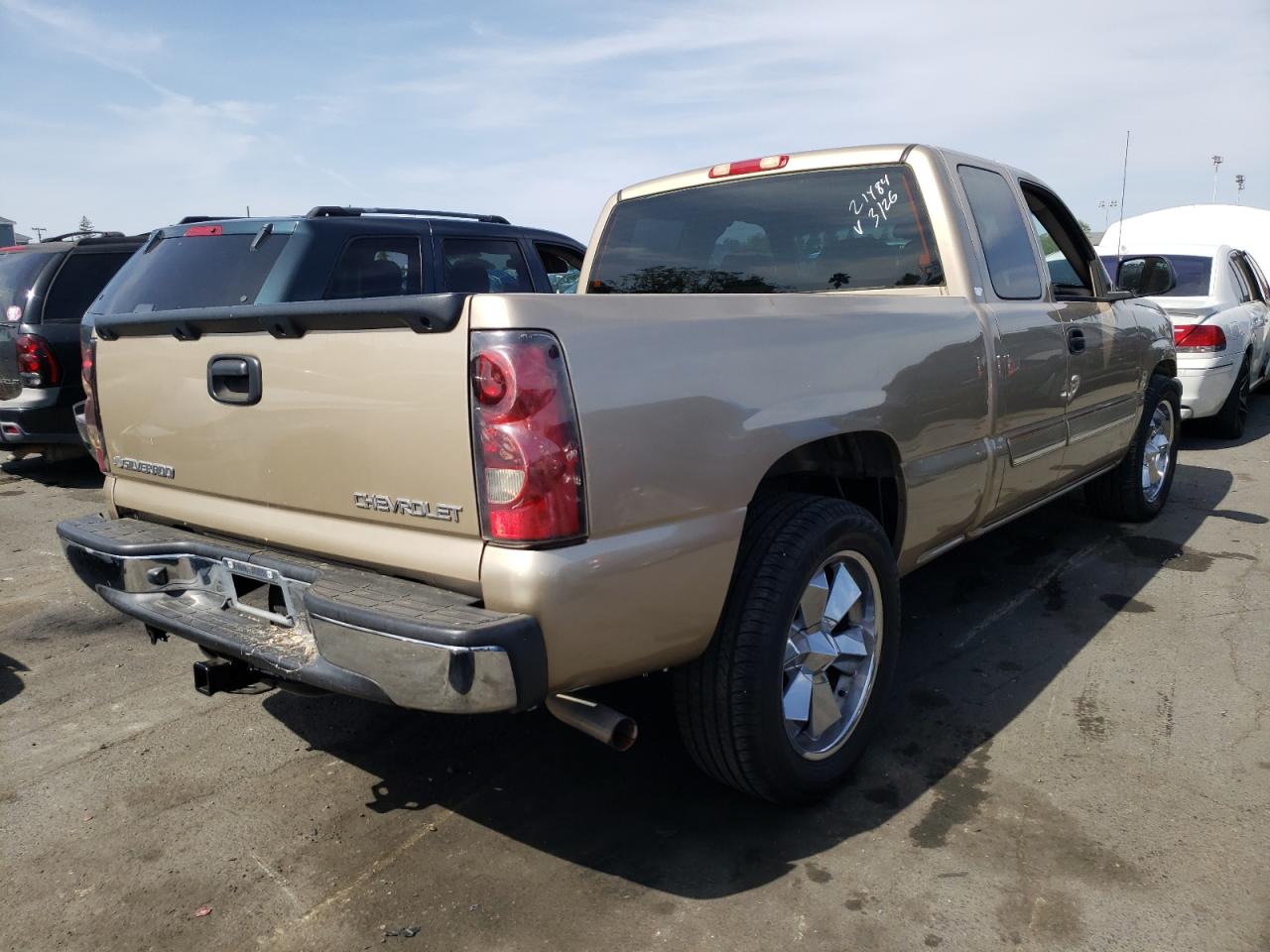 Photo 4 from auction – 2004 CHEVROLET SILVERADO with VIN 1GCEC19V44Z106146