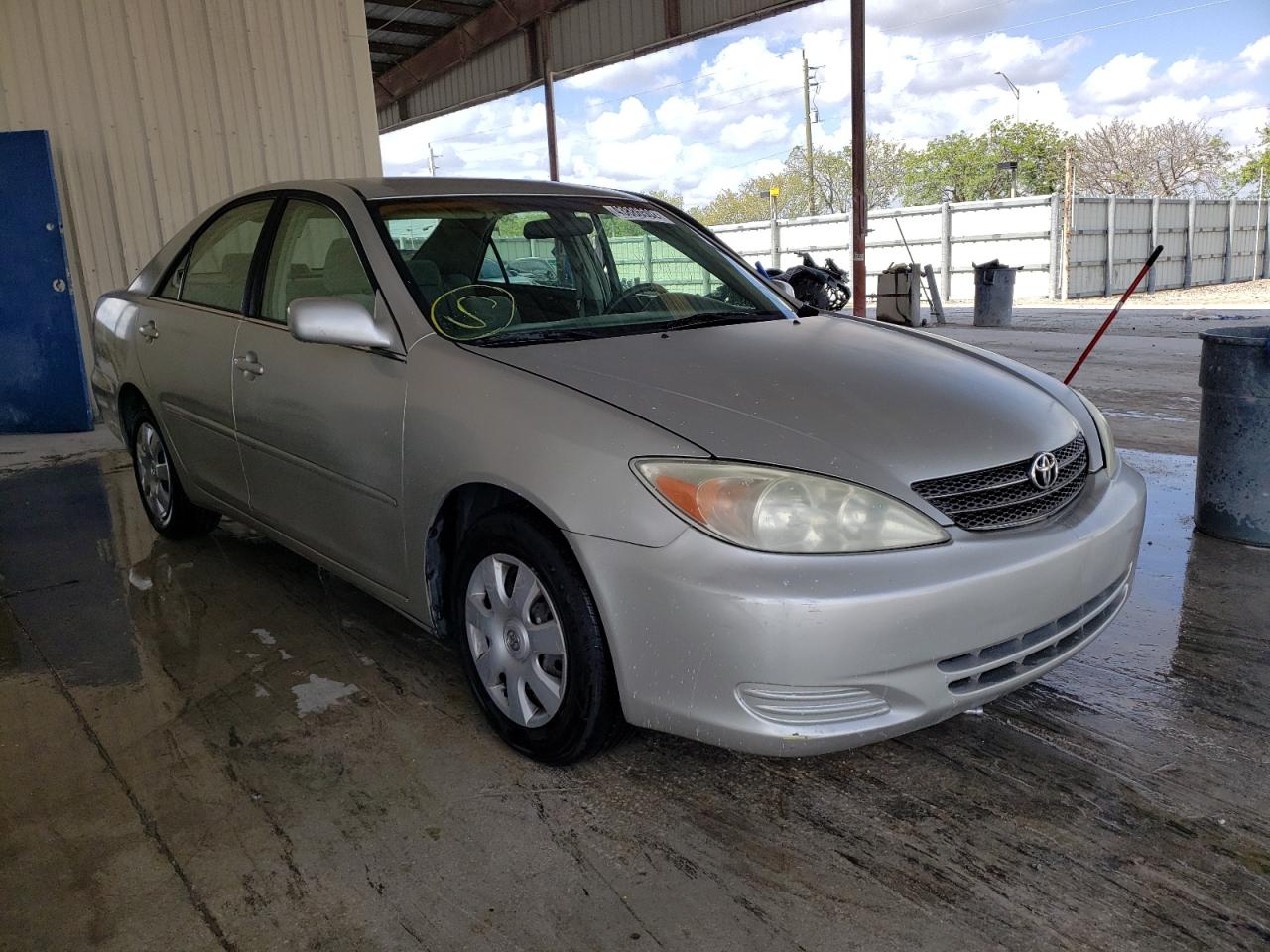 Photo 1 from auction – 2003 TOYOTA CAMRY LE with VIN 4T1BE32K13U680719