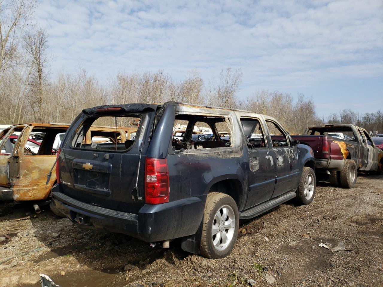 Photo 4 from auction – 2007 CHEVROLET SUBURBAN K with VIN 3GNFK16347G141095