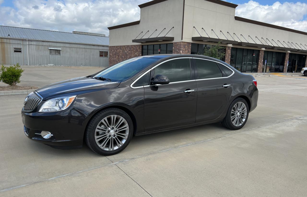 Photo 2 from auction – 2014 BUICK VERANO with VIN 1G4PS5SK3E4172636