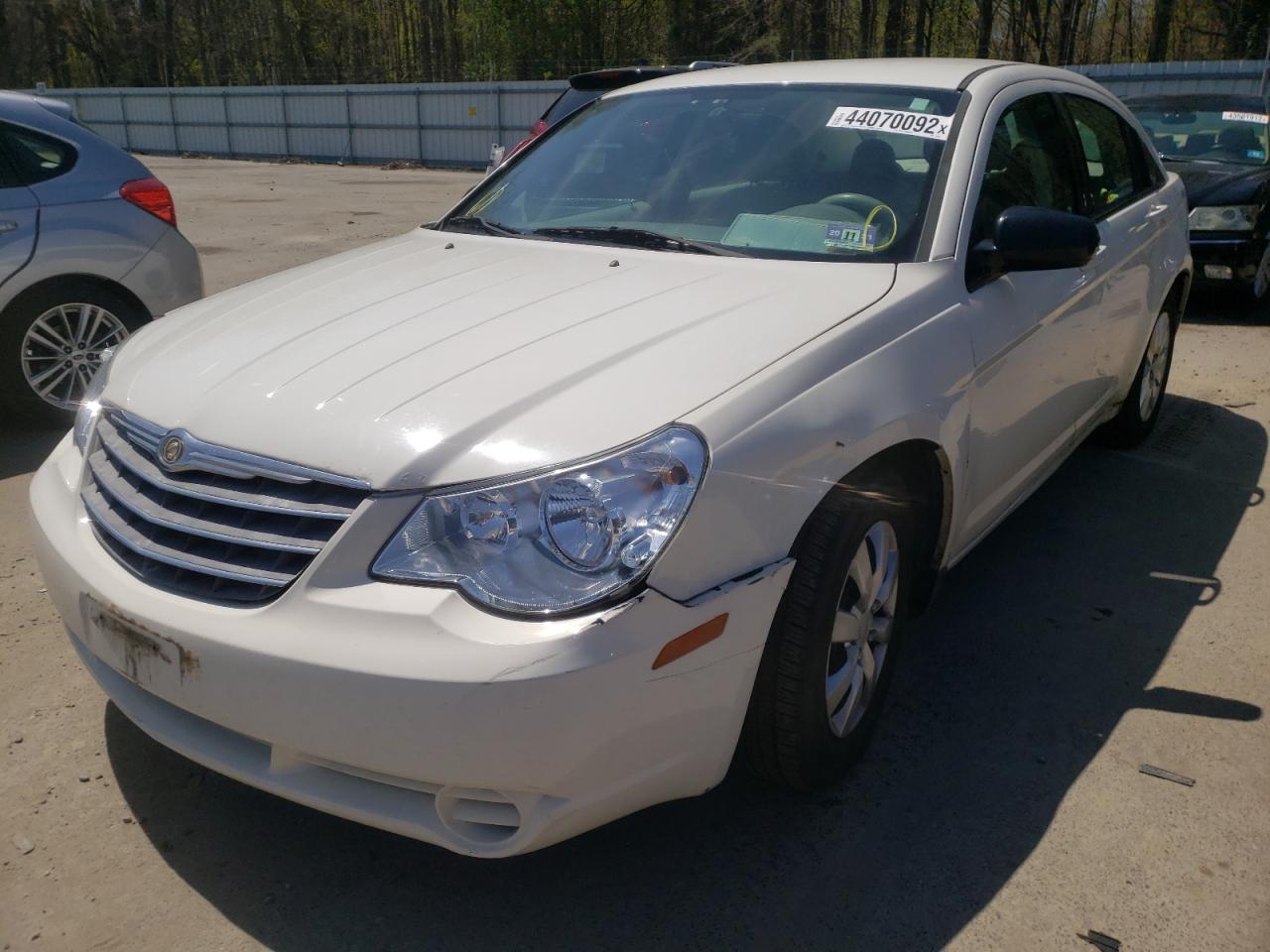 Photo 2 from auction – 2008 CHRYSLER SEBRING LX with VIN 1C3LC46J68N142562