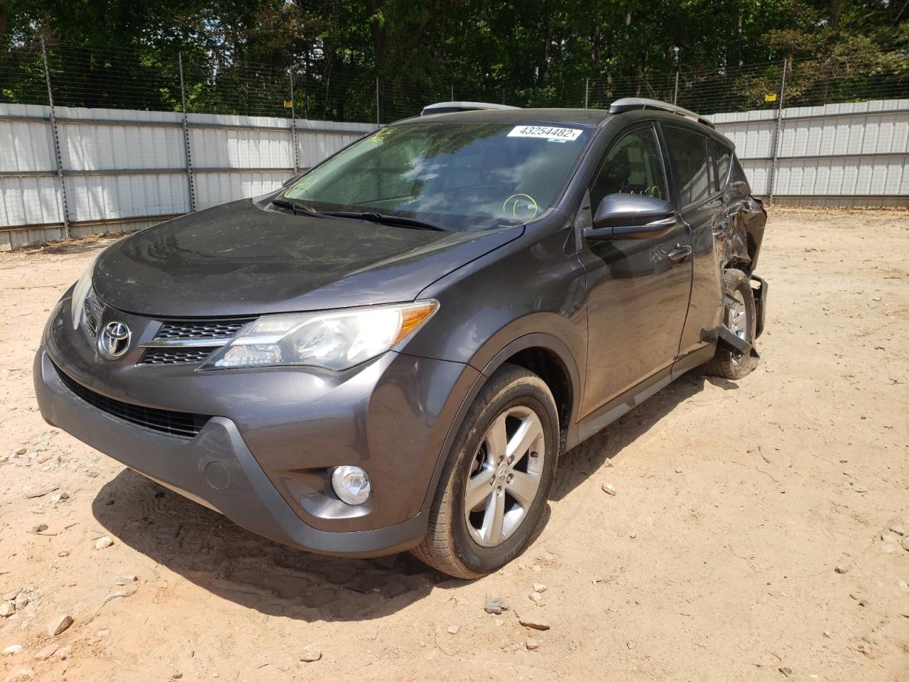 Photo 2 from auction – 2013 TOYOTA RAV4 XLE with VIN 2T3WFREV8DW056609