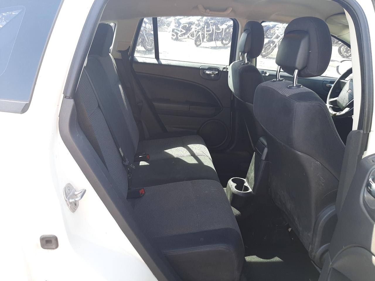 Photo 6 from auction – 2010 DODGE CALIBER SX with VIN 1B3CB4HA6AD533798