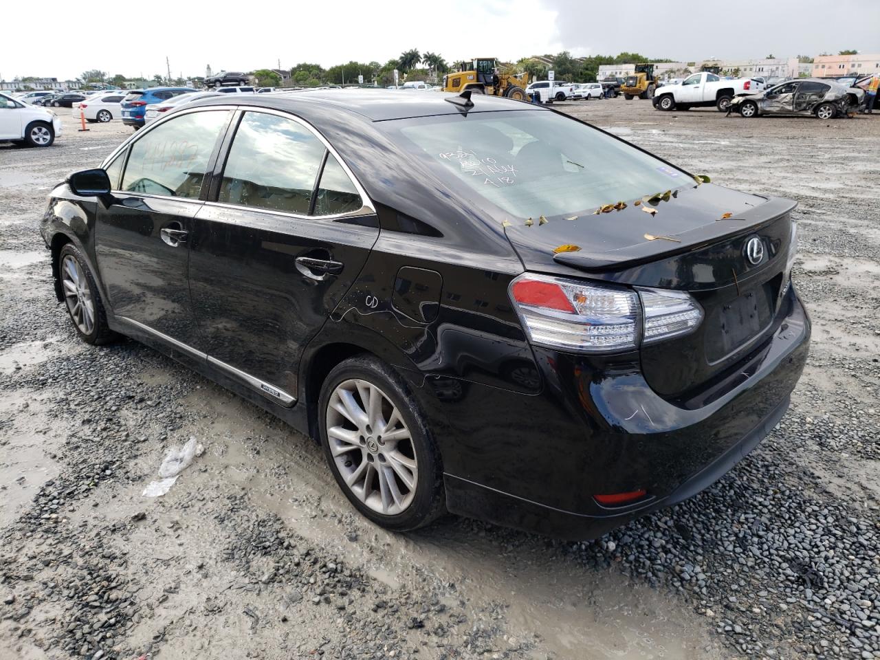Photo 3 from auction – 2011 LEXUS HS 250H with VIN JTHBB1BAXB2045905